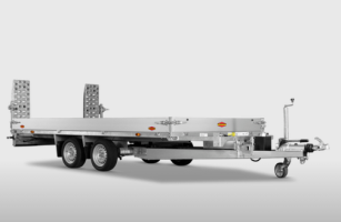 Baumaschienen & Komunal Transporter