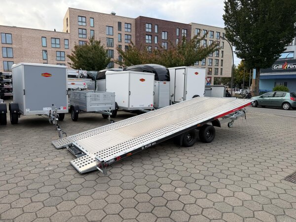 PKW Anhänger Fabrikat Lorries Typ PLI-30 5021
